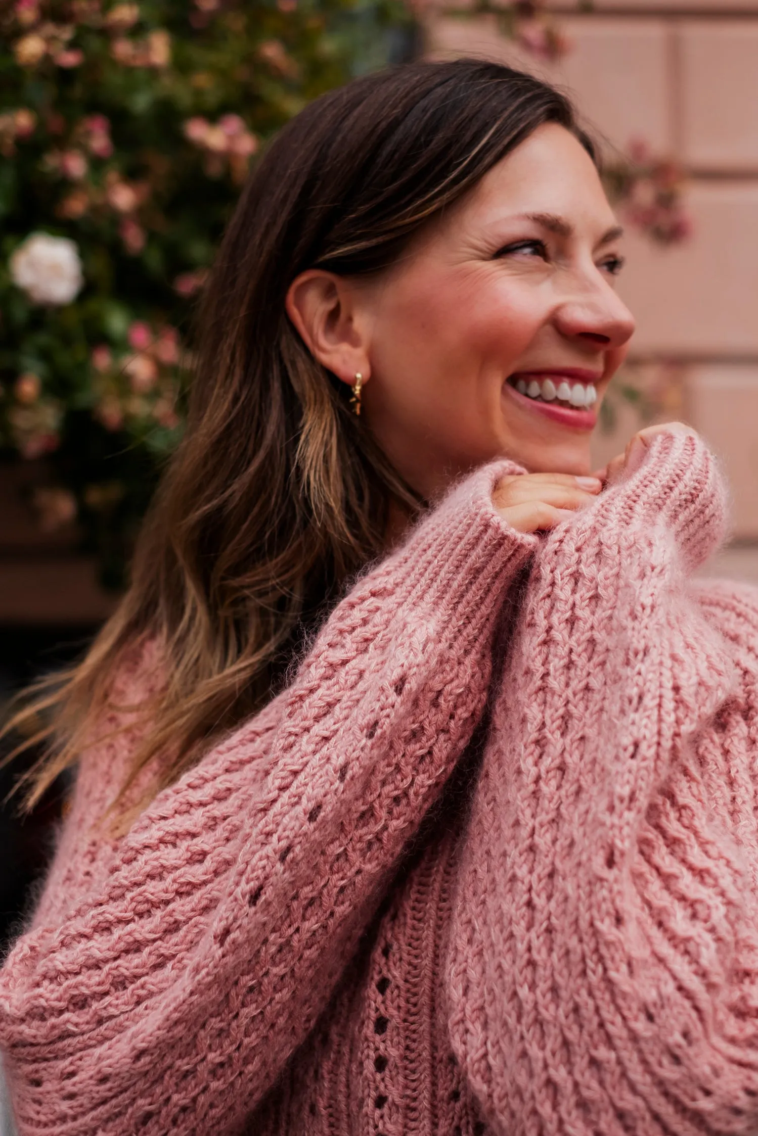 Laine Knits to Wear: Effortless Patterns by Kutova Kika English