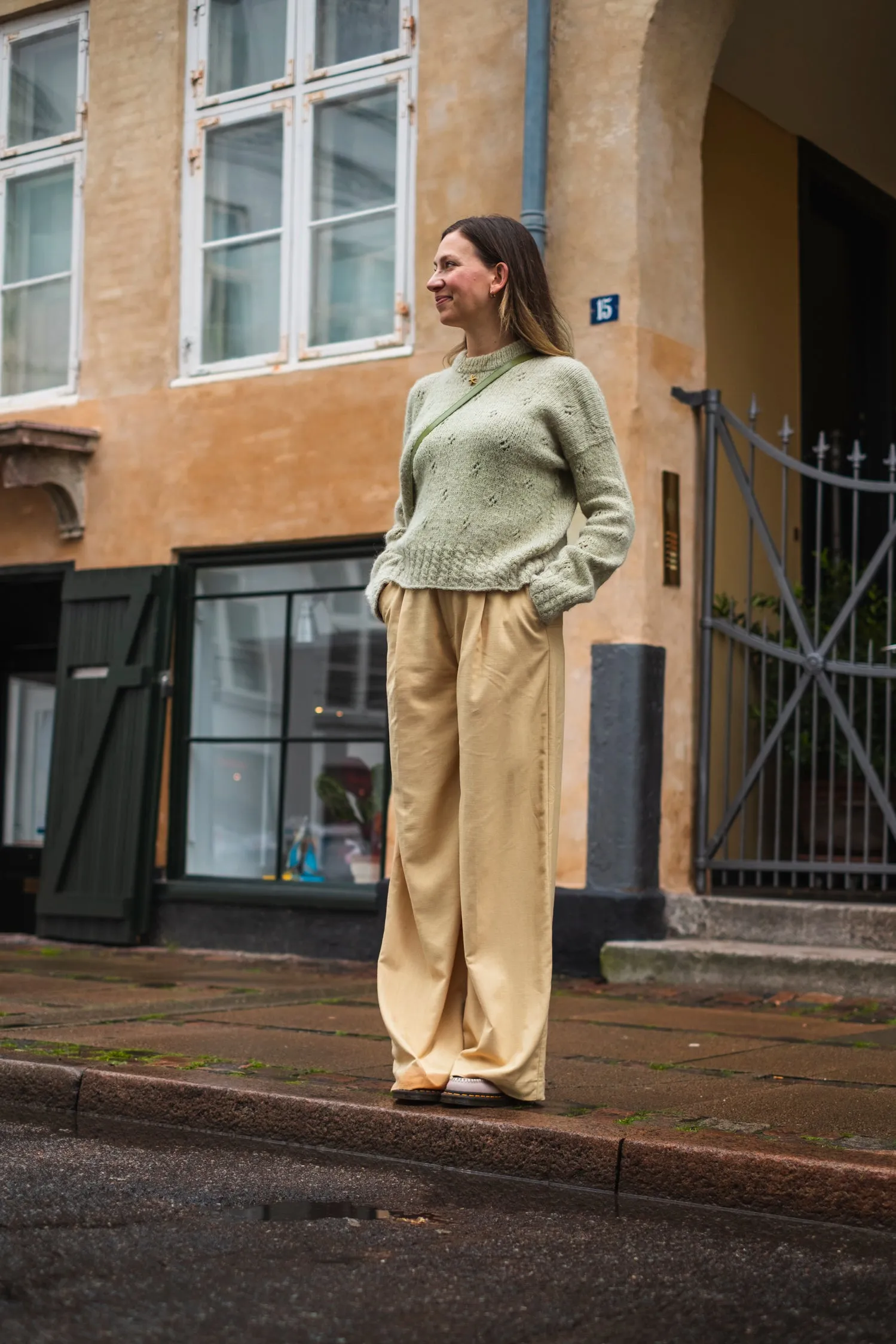 Laine Knits to Wear: Effortless Patterns by Kutova Kika English