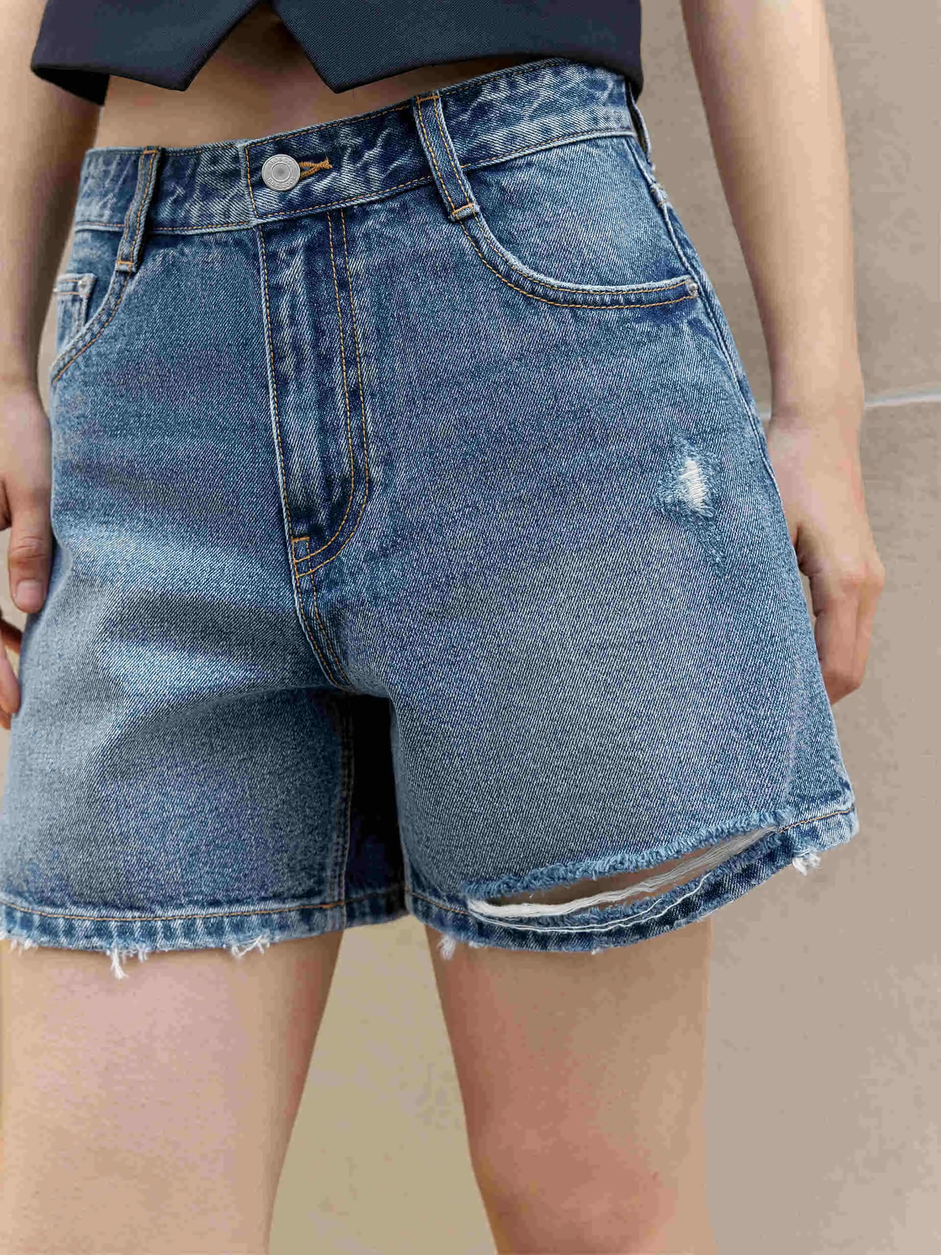 Ripped Details Denim Shorts