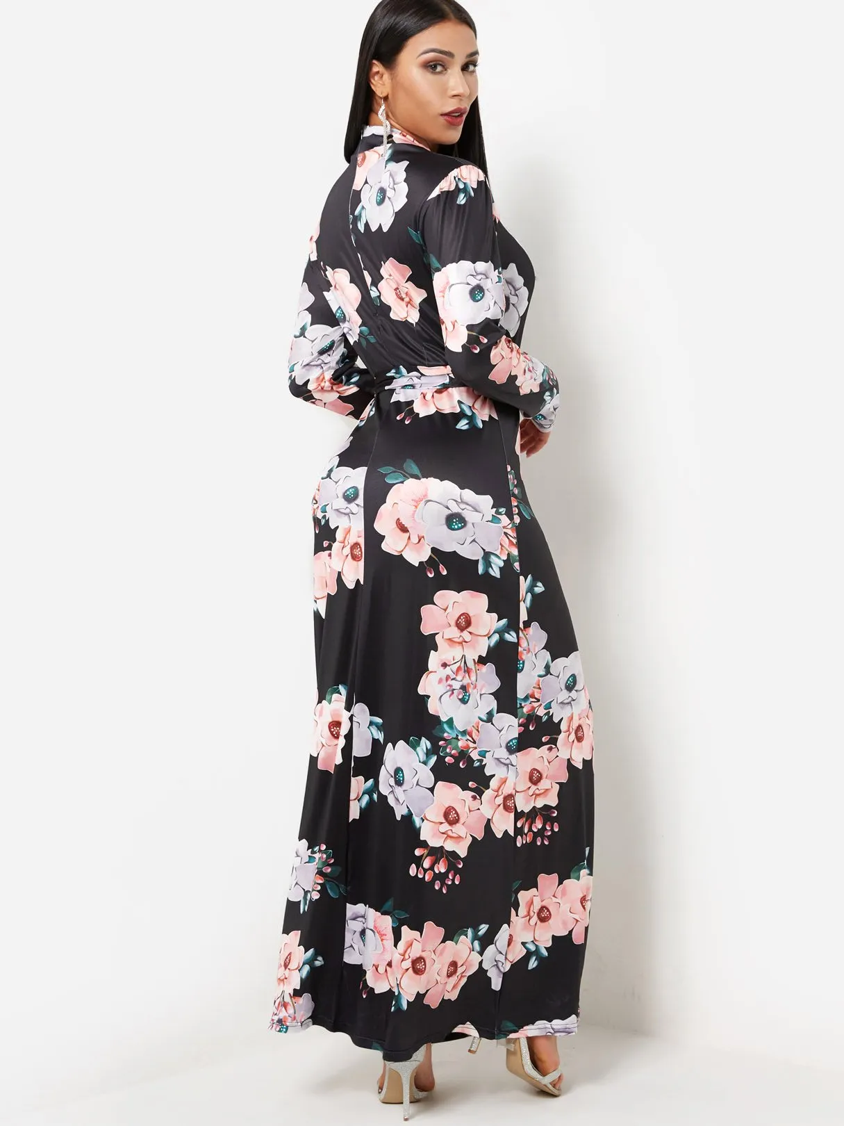 Wholesale Black Round Neck Long Sleeve Floral Print Zip Back Maxi Dress