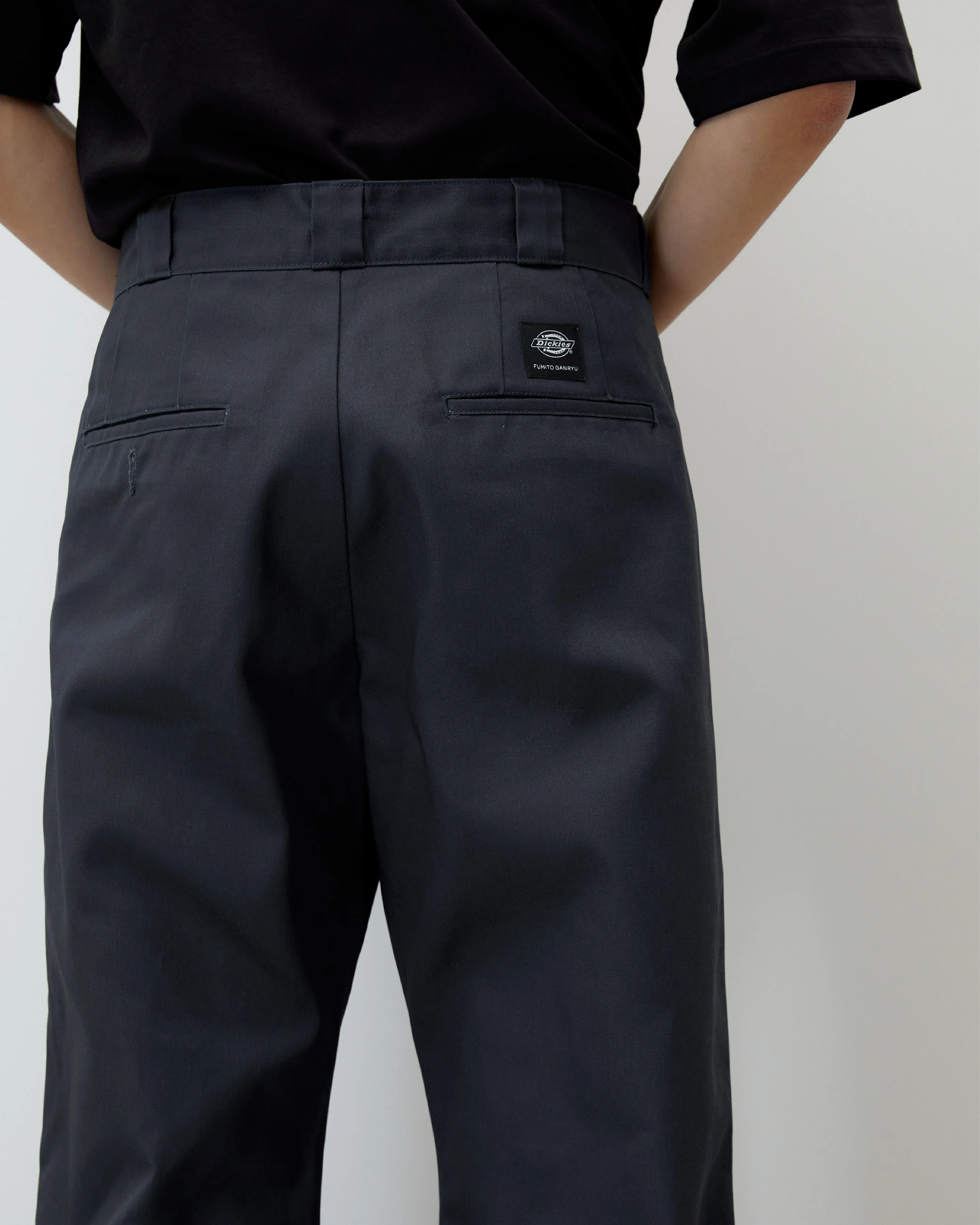 X DICKIES SIDE SLIT CHINO PANTS