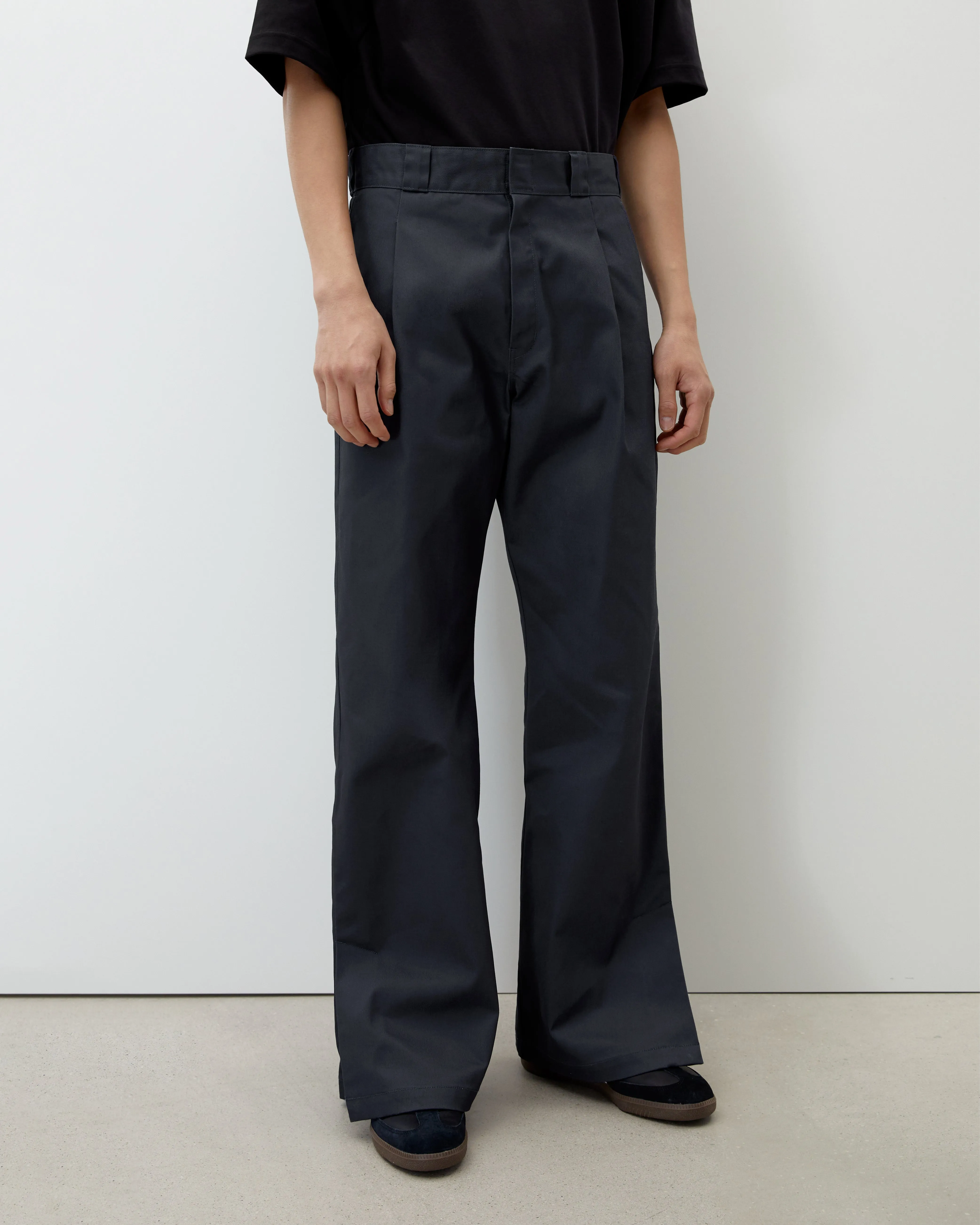 X DICKIES SIDE SLIT CHINO PANTS